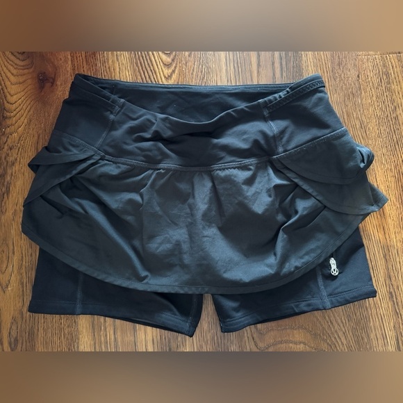 LULULEMON RUN SPEED SQUAD skirt (size 4) - Picture 4 of 7